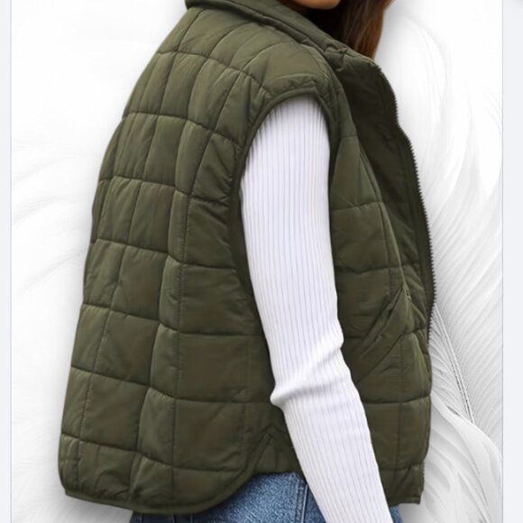 New - Olive Green Quilted Sleeveless Vest Size: L - Picture 2 of 8